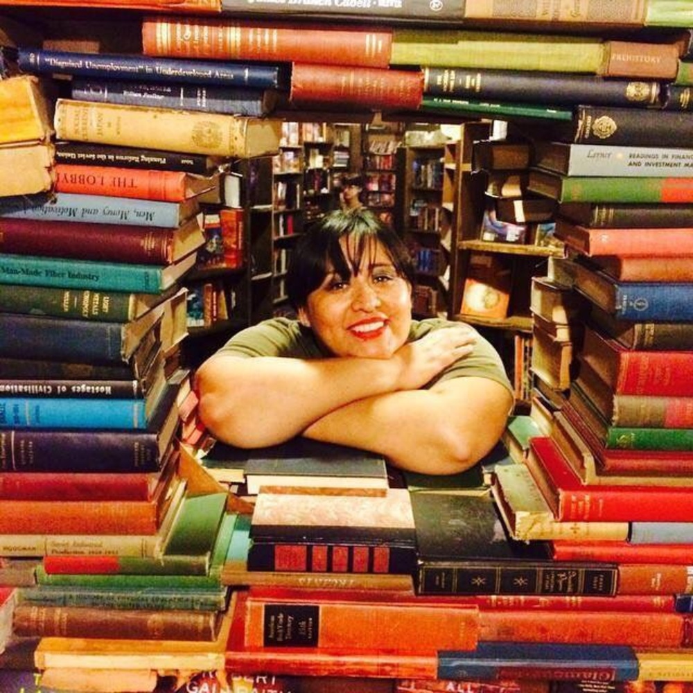 Meet your Posher, Joyce! 📚